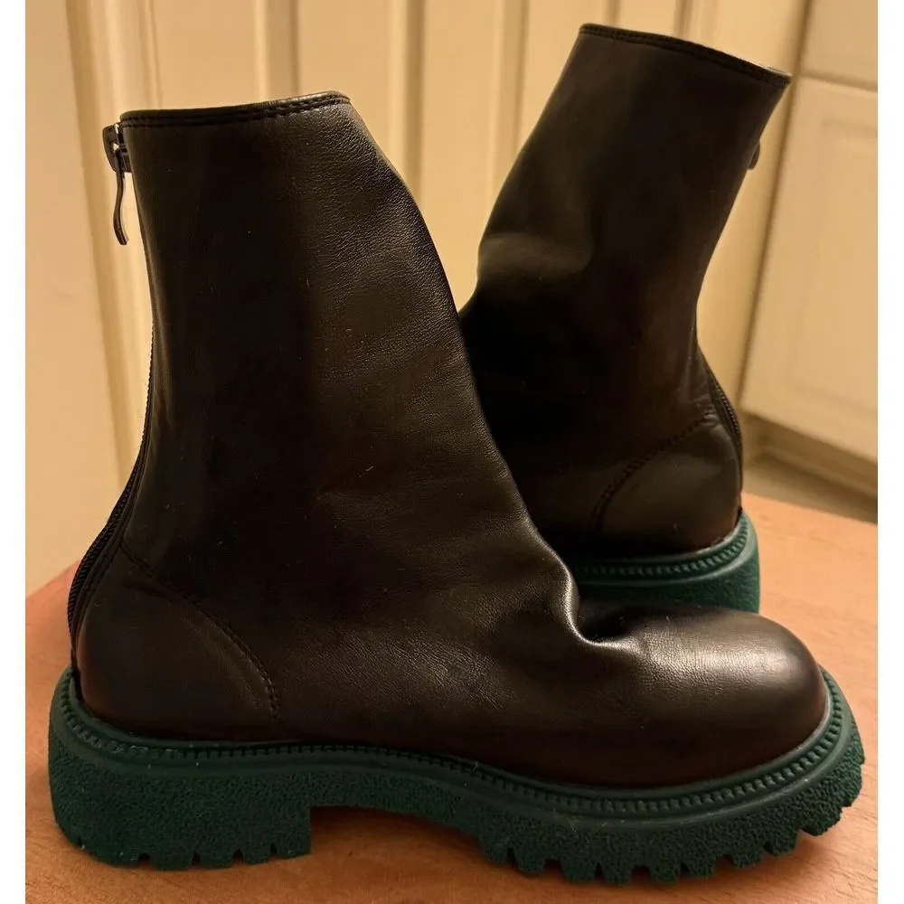 SHEIN 2 Tone Zipper Black Boots With Green Bottoms Woman's‎ Size 7